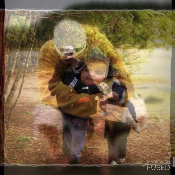 Meet your Posher, Chris - Picture 2 of 8